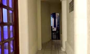 Imagem 2: Casa de dois andares mobiliada