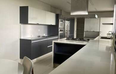 Imagem 7: Casa para Venda em Barueri, Alphaville Residencial Um, 4 dormitórios, 4 suítes, 6 banheiro