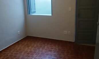 Imagem 2: ALUGO EXCELENTE APARTAMENTO TÉRREO