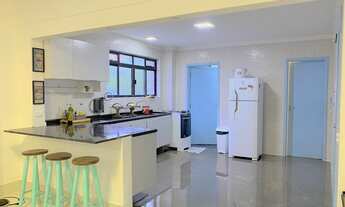 Imagem 7: Apartamento para locação anual e Pitangueiras, 03 dormitórios, 02 vagas de garagem e lazer