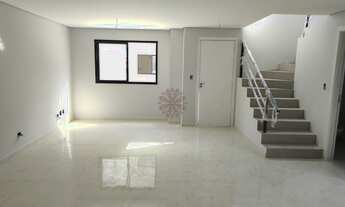 Imagem 4: Sobrado em condomínio com 2 vagas de garagem no bairro Uberaba. Terraço descoberto com áre