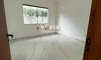 Imagem 3: CASA LINEAR INDEPENTENTE A 70 METROS DA RODOVIA AMARAL PEIXOTO, NO BAIRRO MARILÉA