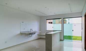 Imagem 5: Casa de condomínio para venda possui 170 metros quadrados com 3 quartos.,