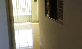 Imagem 5: Casa com ponto comercial, garagem e três quartos