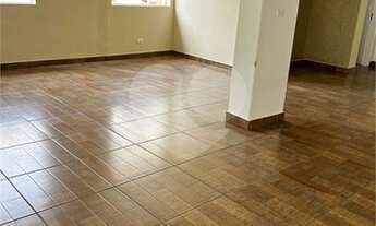 Imagem 3: Amplo sobrado comercial ou Residencial, com edícula no fundo, 3 salas na parte térrea e 1