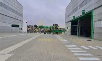 Imagem 3: Galpão em Condomínio Logístico Santo André com docas