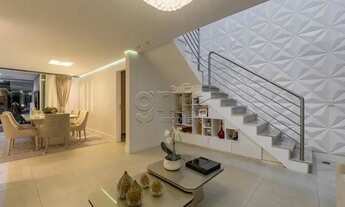 Imagem 2: Casa Duplex em Condomínio 3 quartos, 192 m²