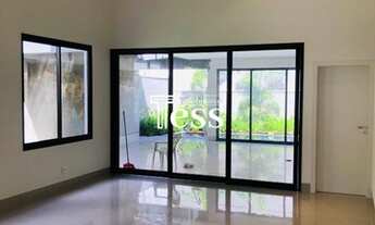 Imagem 3: Venda Casa em Condomínio, Térrea, acabamento diferenciado, de alto padrão, 04 Dormitórios