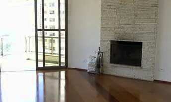 Imagem 2: Apartamento com sacada, 4 dormitórios e 3 vagas