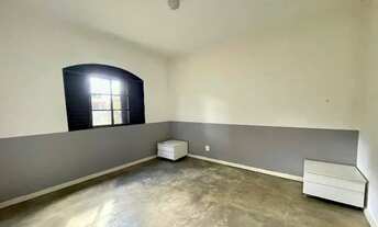 Imagem 7: Casa pequena mas aconchegante, bem constuida e localização privilegiada