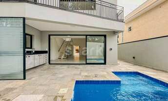 Imagem 5: Casa de condomínio sobrado para aluguel e venda possui 340 metros quadrados com 4 quartos