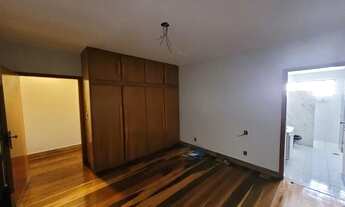 Imagem 5: Casa para aluguel possui 360m2 com 4qts com suíte