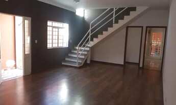 Imagem 2: Belo sobrado no Bosque dos Eucaliptos (rua sem saída