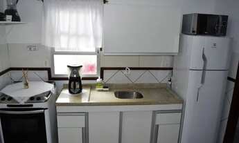 Imagem 2: Aluguel anual na Barra da lagoa R$1990 2 pessoas