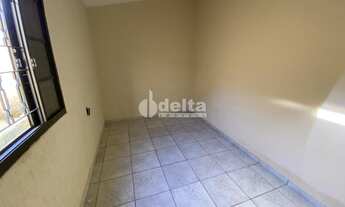 Imagem 6: Casa para aluguel, 3 quartos, 1 suíte, 4 vagas, Granada - Uberlândia/MG