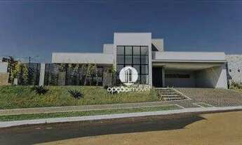 Imagem: Casa Alto Padrão no Condomínio Grand Trianom