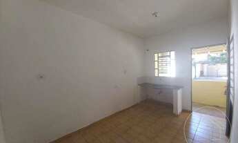 Imagem 2: Casa com 1 dormitório para alugar, 100 m² por R$ 836,67/mês - Jardim Primavera - Caçapava