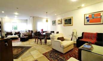 Imagem 3: Casa assobradada em condomínio fechado na rua Simpatia