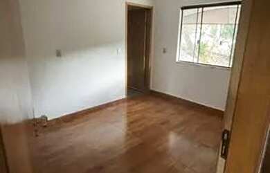 Imagem 3: Aluga casa, a 5 minutos do fórum, ministério público..