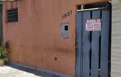 Imagem 5: Aluga-se quarto e cozinha