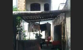 Imagem: Vendo/Troco Casa Honório Gurgel