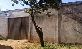 Imagem: Ótimo lote com barracões