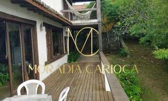 Imagem 3: Casa com 4 quartos de locação anual independente na Ferradura em Búzios