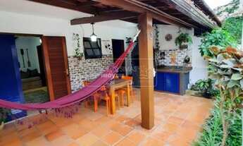 Imagem: Casa à venda com 02 quartos em Condomínio