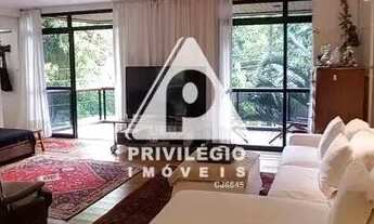 Imagem 4: Privilégio Imóveis vende excelente apartamento de 2 quartos, com vaga