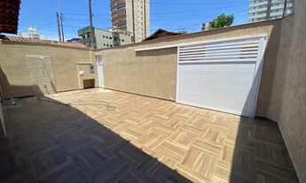 Imagem 7: Casa 3 dormitórios para Venda em Praia Grande, Ocian, 3 dormitórios, 1 suíte, 1 banheiro