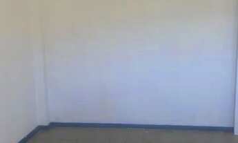 Imagem: Alugo apartamento no terceiro andar sem