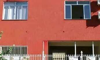 Imagem: Predio em campo grande de cara com estrada