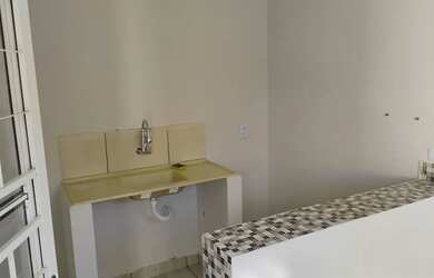 Imagem 5: Terreno com uma kitnet