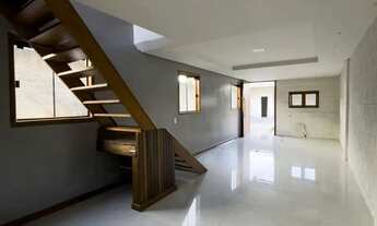 Imagem 3: Casa (Madeira), com 4 quartos e 1 banheiros à Venda, 242 m² em Criciúma/SC