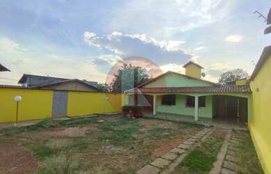 Imagem: Casa colonial de 04 quartos no Sinimbu