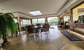 Imagem 3: Imóvel para aluguel e venda possui 486 metros quadrados com 4 quartos