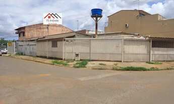 Imagem 4: QR 122 Ótimo Lt 193 m³ com 3 Casas Frente Estação Metrô Escriturada em Samambaia Sul - DF