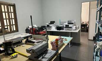 Imagem: Ponto comercial em avenida c/ casa para