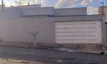 Imagem: Casa com Edícula _ Centro