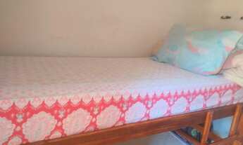 Imagem 2: Quarto compartilhado todo mobiliado