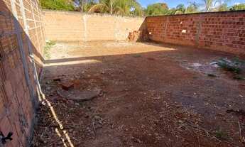 Imagem 2: Lote perto da pizzaria Moda da Casa Arapoanga