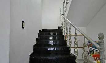 Imagem 3: Sobrado para aluguel e venda possui 220 m² 5 quartos - Em condomínio em Aldeia