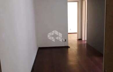 Imagem 2: Apartamento 2 dormitórios/quartos, 1 vaga, reformado, no Bairro Santo Antônio