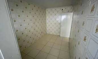 Imagem 5: BENTOALVES aluga apto 02 dorm., peças amplas, 01 vaga, no Centro - Caxias do Sul - RS