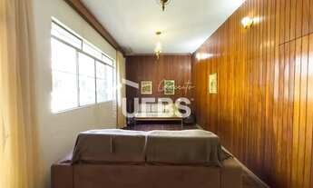 Imagem 6: CASA TERREA - 3 QUARTOS - SETOR AEROPORTO - RUA 31-A