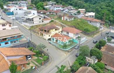 Imagem 2: Casa de Alvenaria - Venda - 493m2 - 06 quartos - Semi Mobiliada - Estrada São José esquina