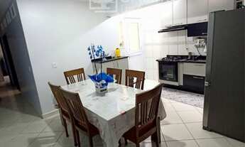 Imagem 2: Sobrado para venda tem 173 metros quadrados com 3 quartos ao lado do shopping de Suzano