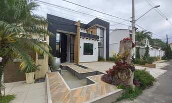 Imagem 1: Extraordinária Casa Linear 3 Quartos, 1 Suíte, No Coração da Área Nobre do Rio da Prata