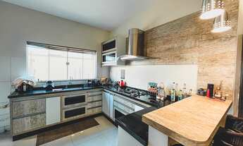 Imagem 5: Casa para venda com 485 metros quadrados com 3 quartos em Aquarela Brasil Residencial - Si