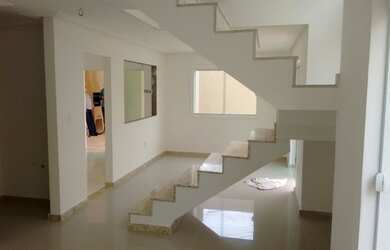 Imagem 5: Venda casa nova 4/4, perto de todo o comércio e serviços